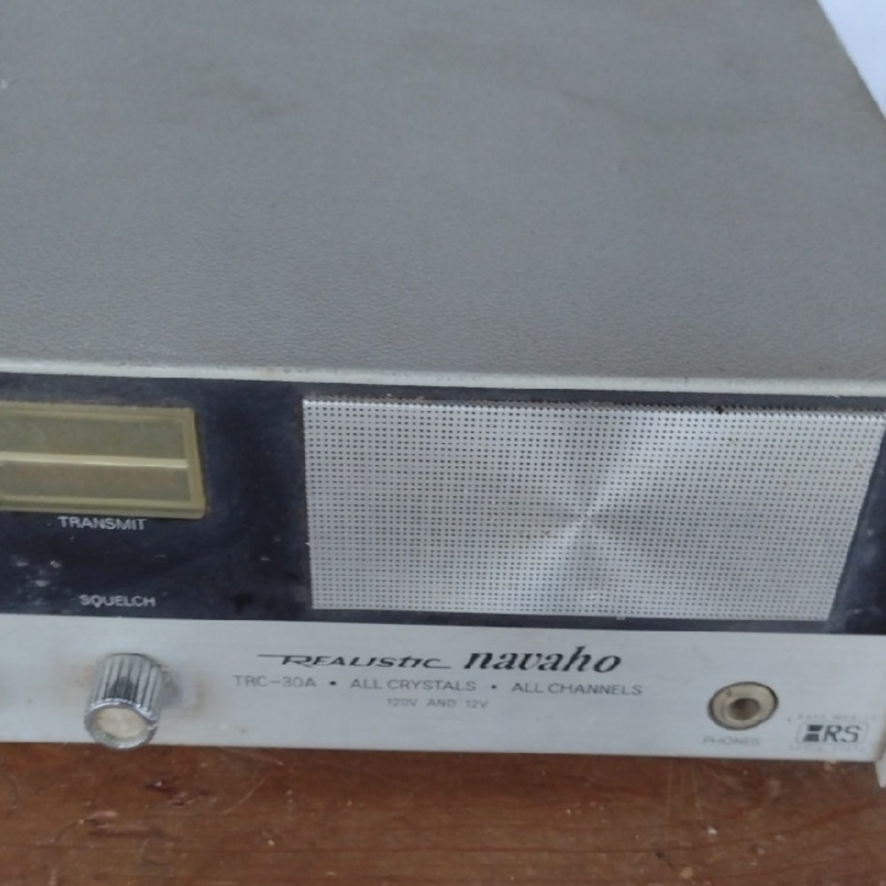 Realistic Navaho TRC-30A Citizens Band Transceiver